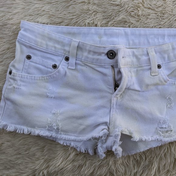 Carmar Shorts White with Yellow spots/ rips 25 - Picture 4 of 7
